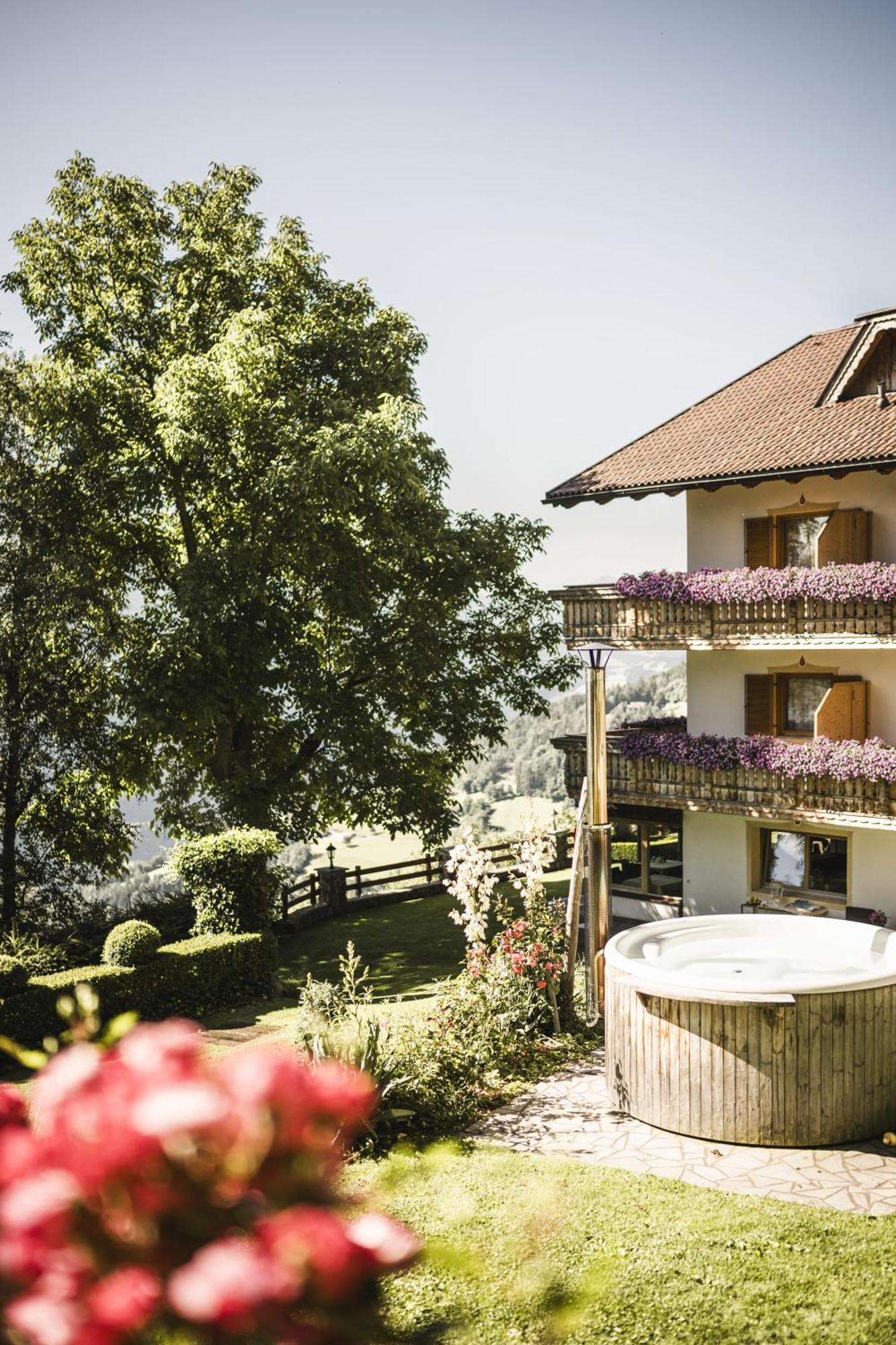 Boutique Pension Erlacher - Adults Only Villandro Esterno foto